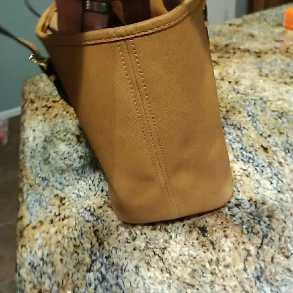 Michael Kors Tan Leather Handbag Large Tote Shopper Bag EUC